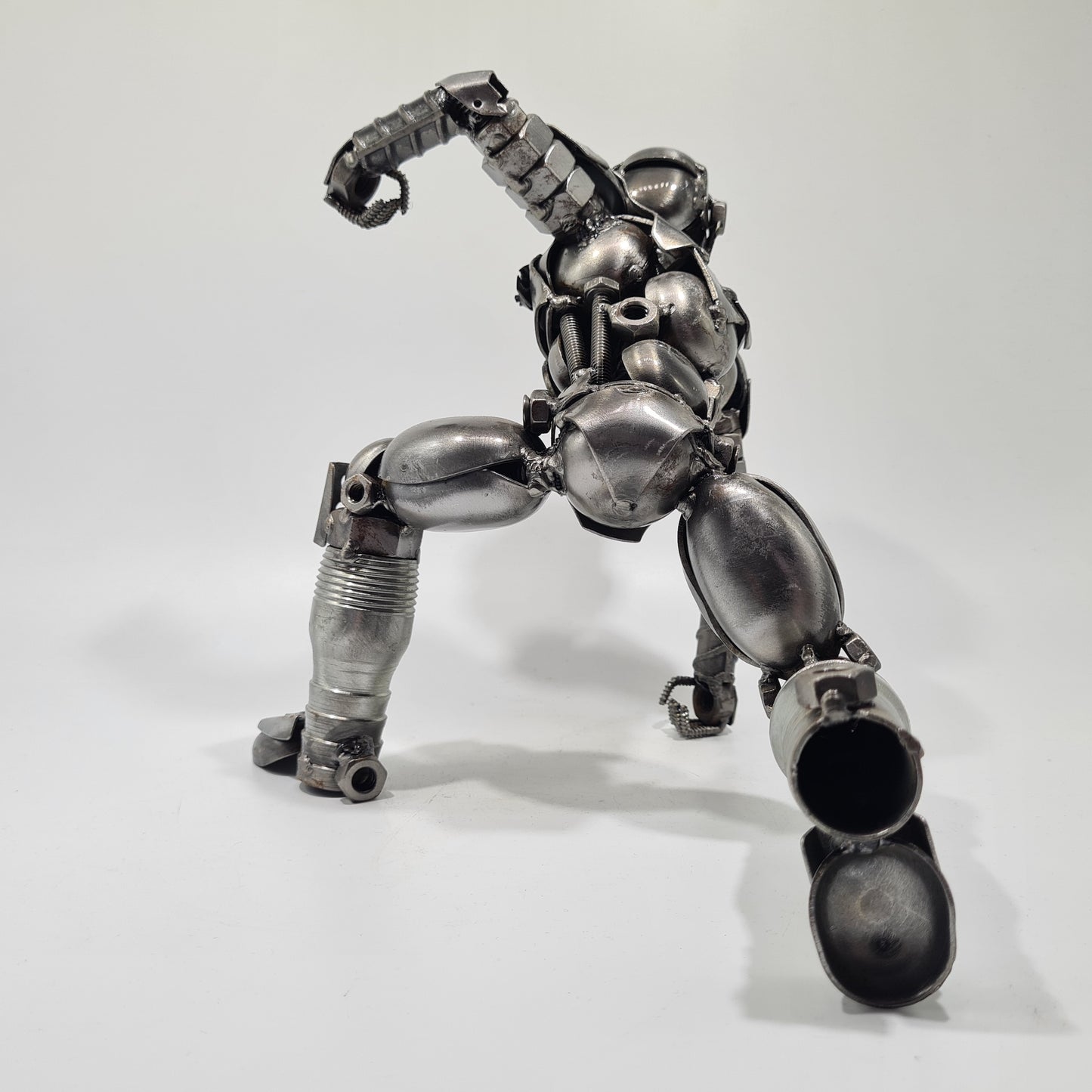 Iron Man Figur Landepose