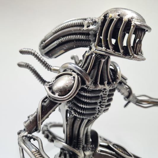 Alien Stehend Figur