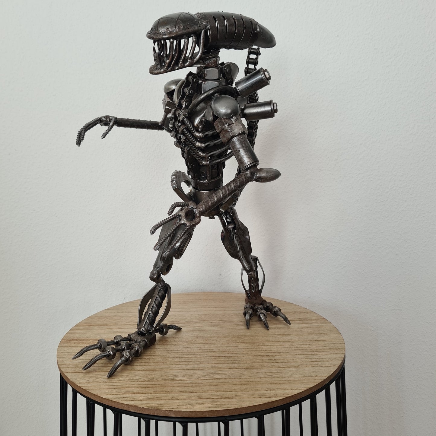 Alien Stehend Figur
