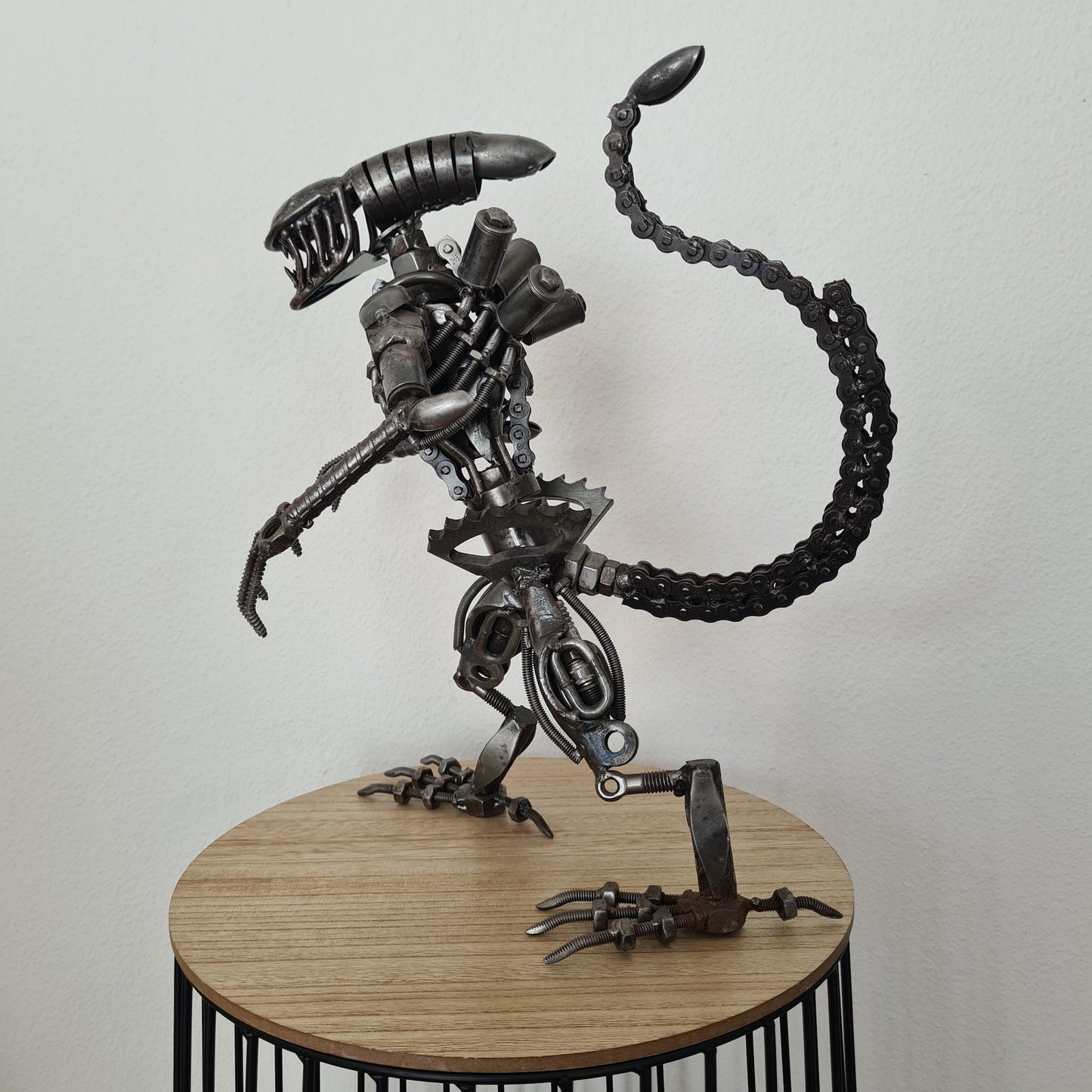Alien Stehend Figur