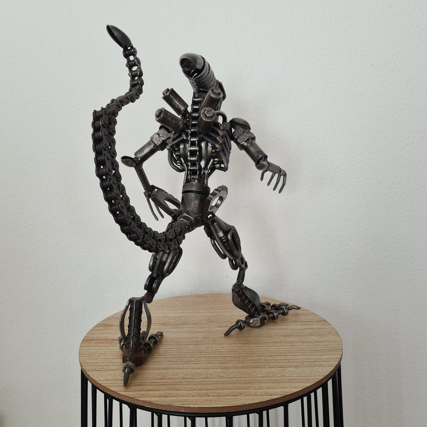 Alien Stehend Figur
