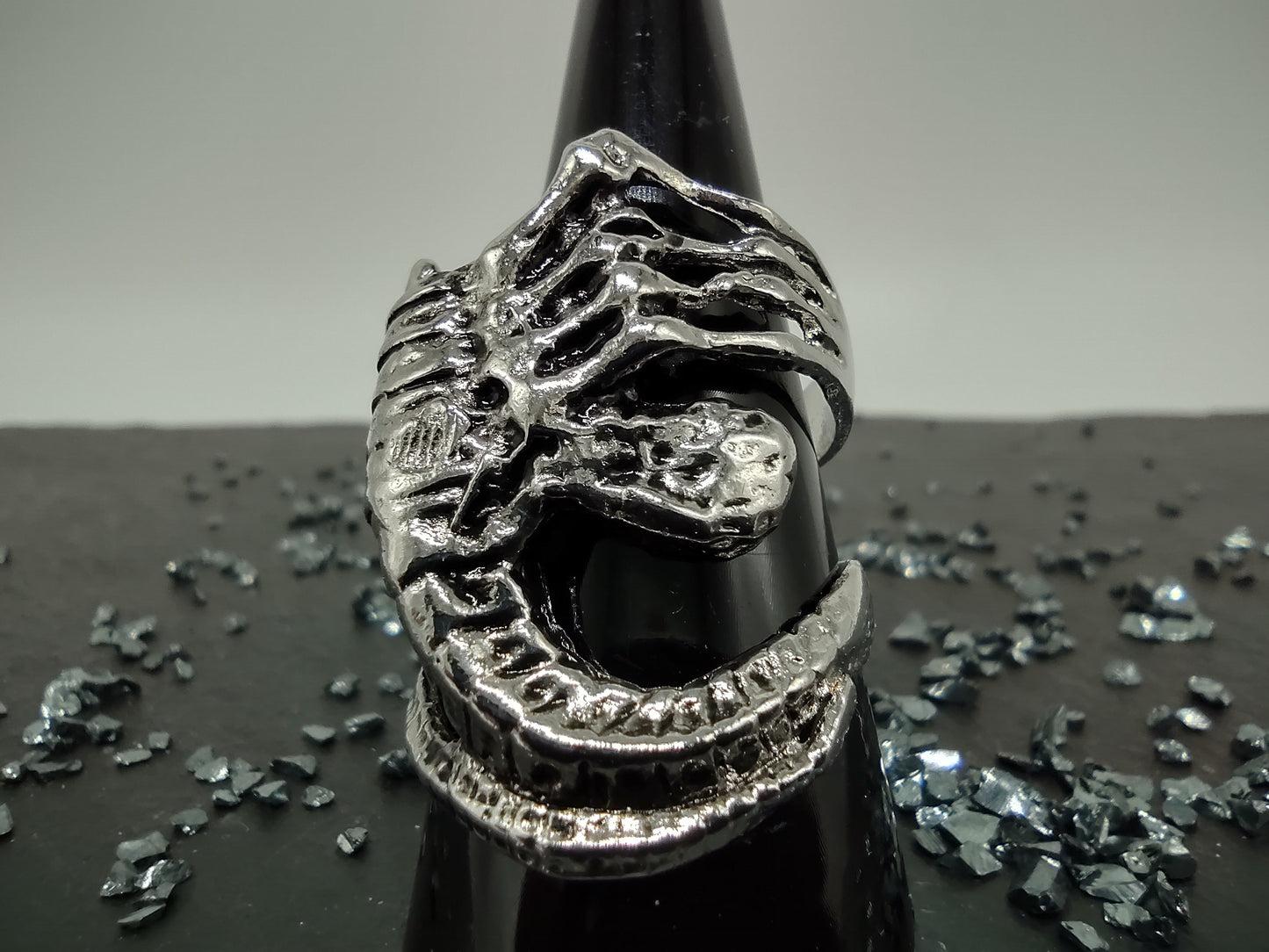 Alien Face Hugger Ring