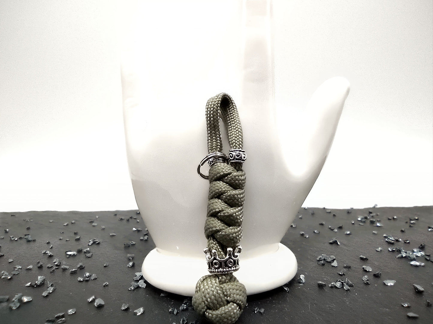 Paracord Anhänger Kugel und Krone silber