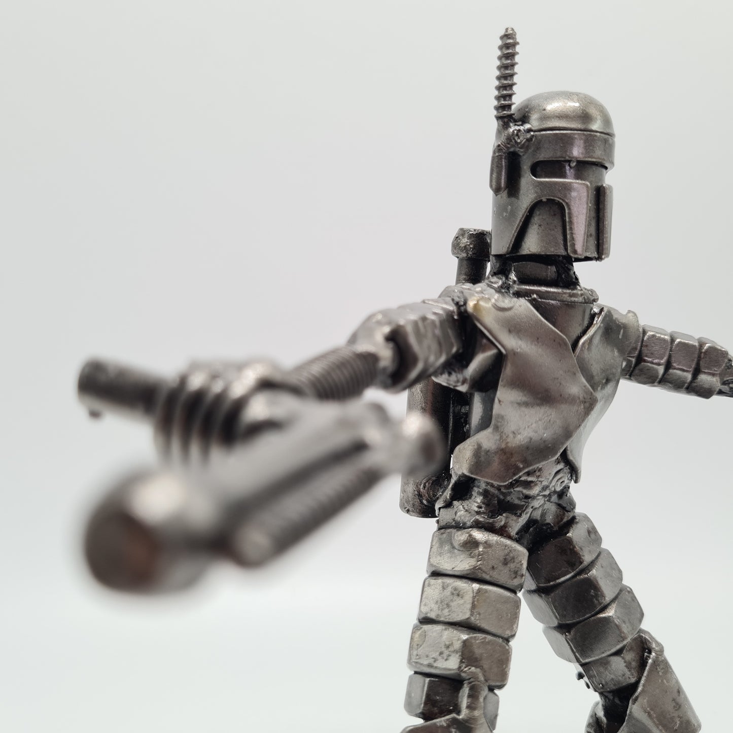 Jango Fett Figur stehend mit Waffe