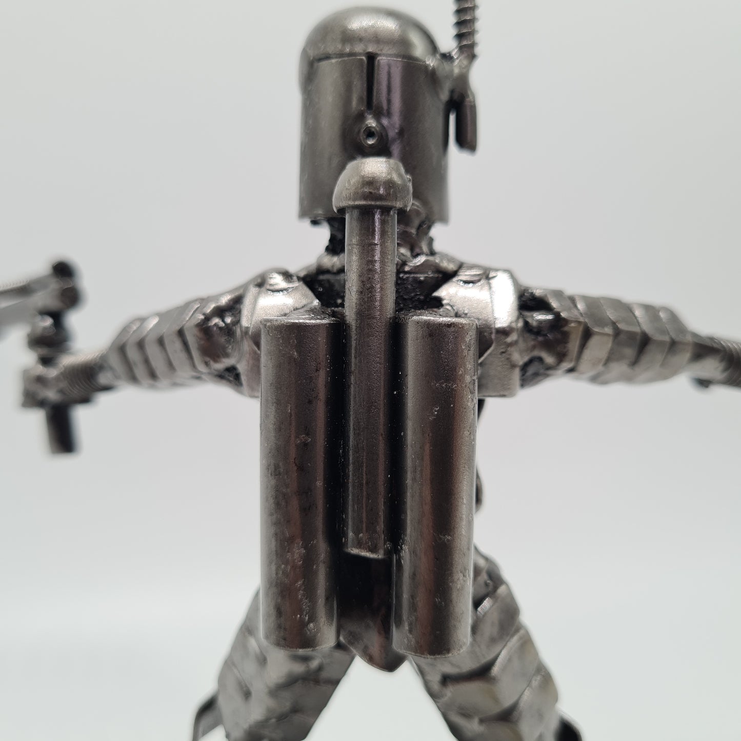 Jango Fett Figur stehend mit Waffe