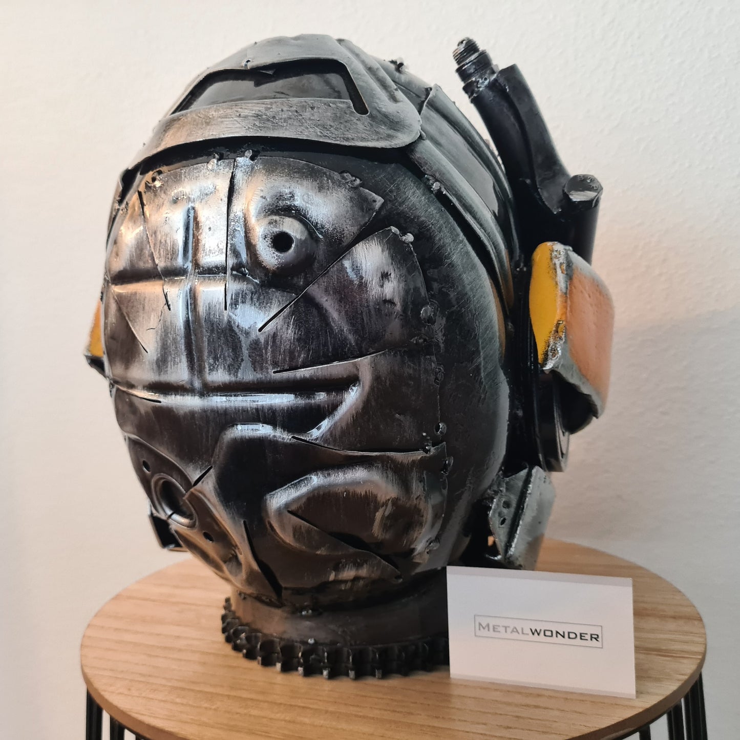 Bumblebee Kopf von 2,3m Skulptur