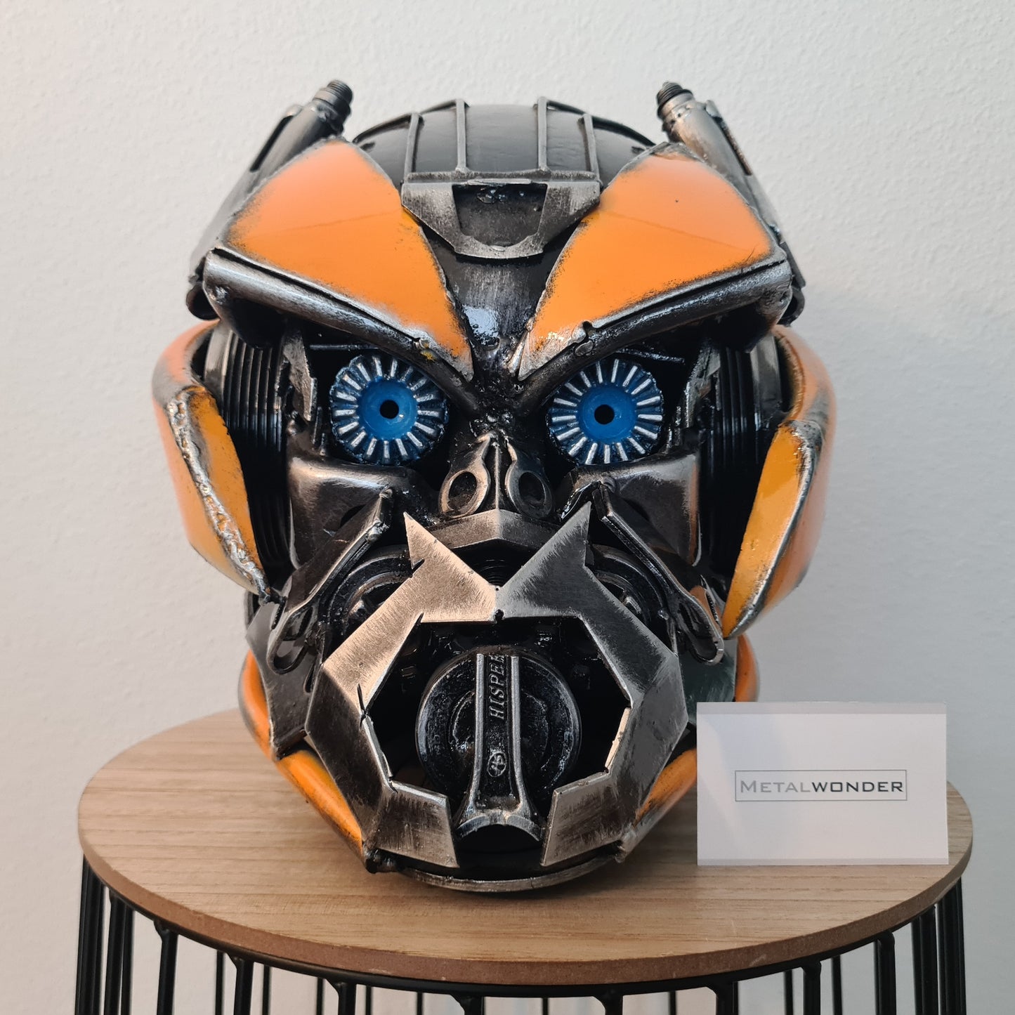 Bumblebee Kopf von 2,3m Skulptur